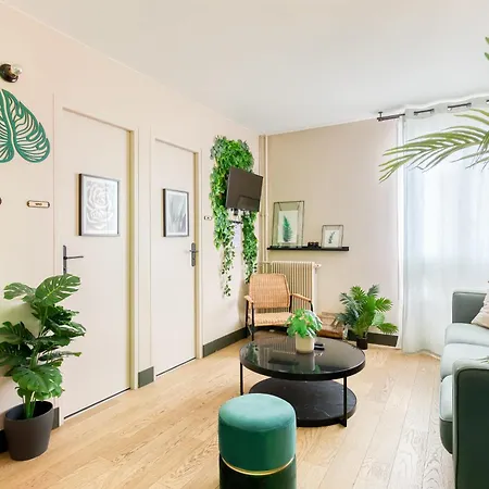 Guest house Spacieux, Paris Centre 20min, Orly 20min, 35min *