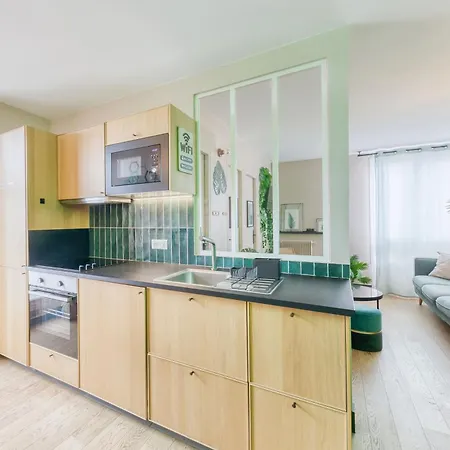 Guest house Spacieux, Paris Centre 20min, Orly 20min, 35min *
